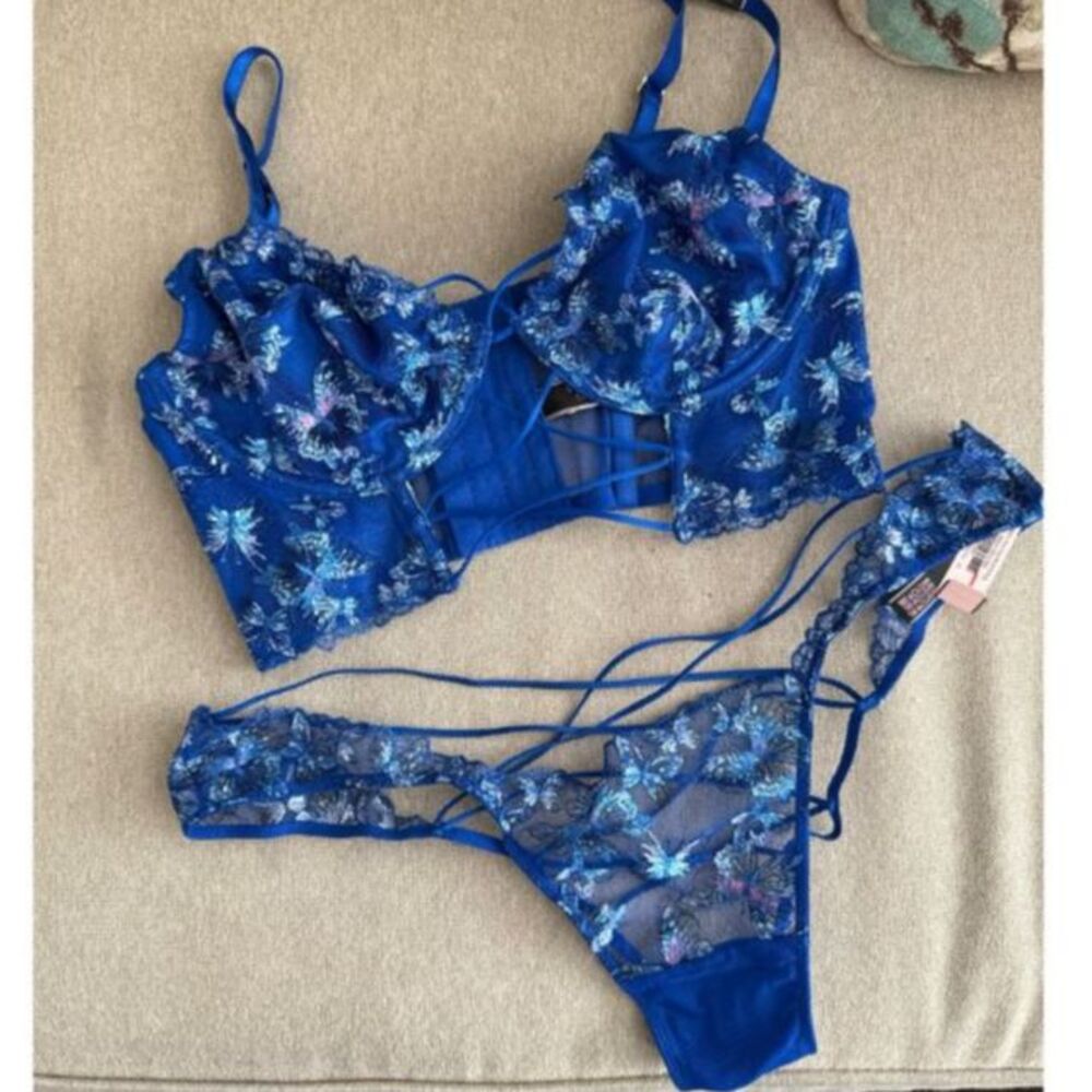 Victoria’s Secret MEDIUM blue butterfly longlined bra set matching panties
